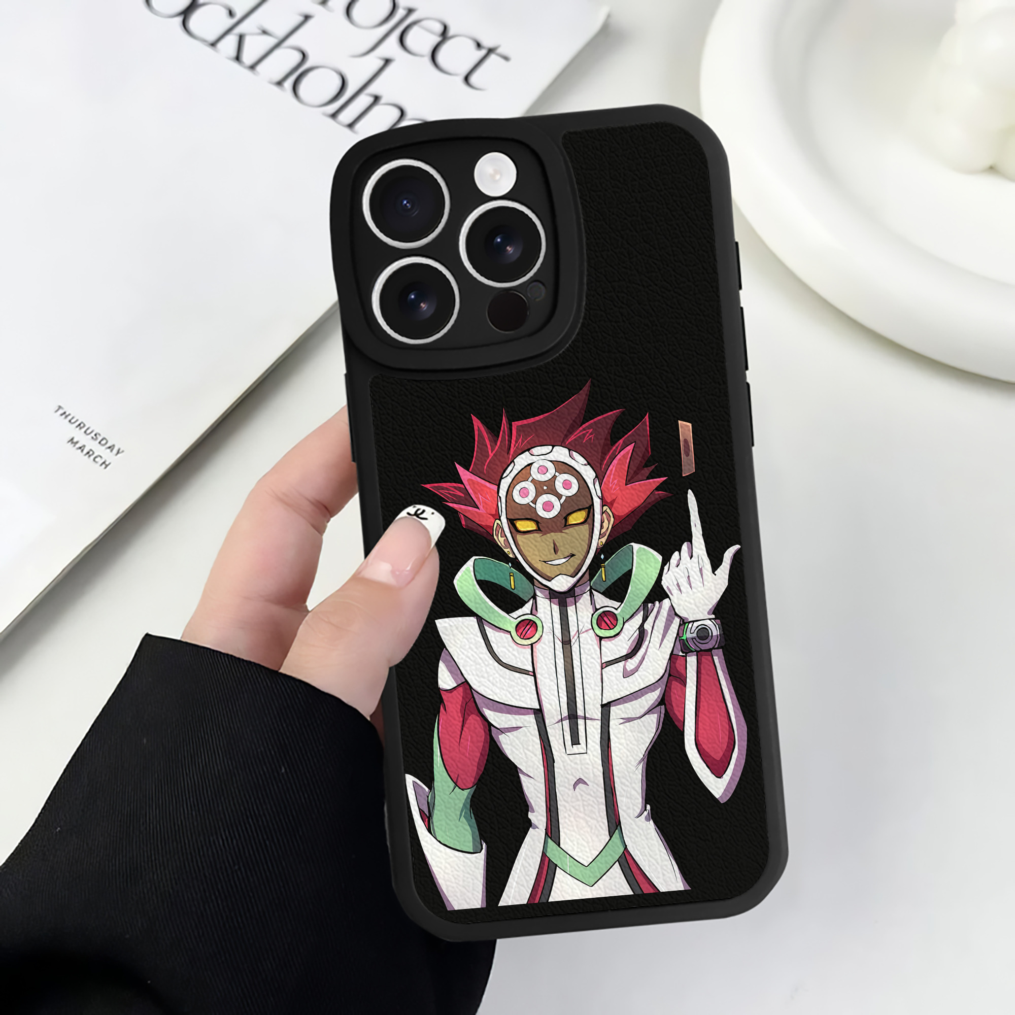 遊☆戯☆王 Yu-Gi-Oh! 【iPhone 16シリーズ対応】シリコンスマホケース（レザー調） 材質：シリコン